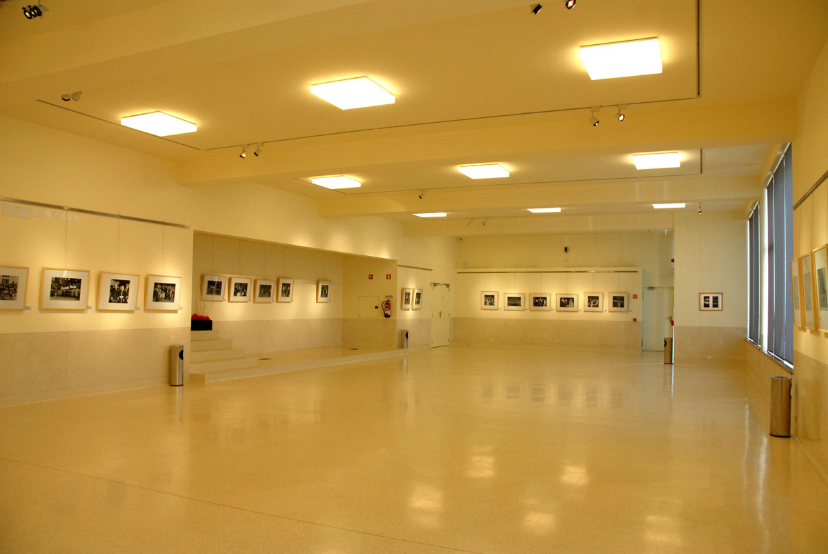 Foyer Principal - Espaço amplo para eventos